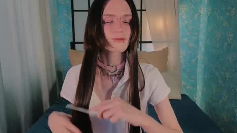 Snapshot of _adrian_the_one chatting on February 19, 2026, 12:12 pm adrian online show from February 19, 2026, 12:12 pm