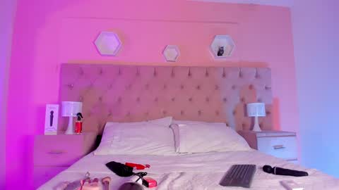 Agatha online show from December 16, 2024, 5:17 am