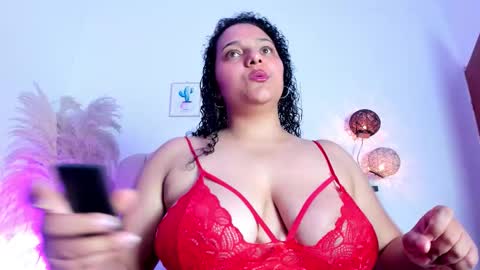 Snapshot of _aithanaa_ chatting on October 8, 2025, 7:55 pm _aithanaa_ online show from October 8, 2025, 7:55 pm