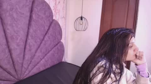  Alaia online show from December 19, 2025, 11:50 am