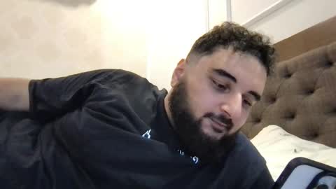 Snapshot of _alan_bear_ chatting on April 4, 2026, 8:12 am Alan online show from April 4, 2026, 8:12 am