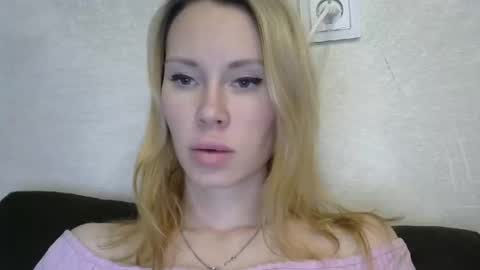 Snapshot of _alex1819 chatting on February 4, 2026, 11:05 am _alex1819 online show from February 4, 2026, 11:05 am