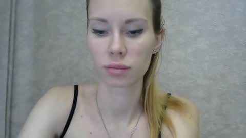 Snapshot of _alex1819 chatting on February 5, 2026, 8:30 am _alex1819 online show from February 5, 2026, 8:30 am