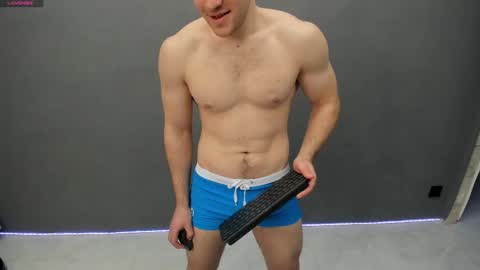 Snapshot of _alex_madrid_ chatting on March 13, 2026, 4:35 pm Alex online show from March 13, 2026, 4:35 pm