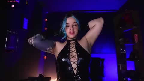 Miss Alice  My internet sucks these days see you soon online show from November 3, 2025, 8:54 pm