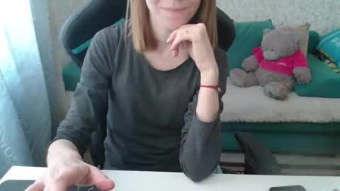  AliceCullen  online show from March 21, 2026, 10:31 am