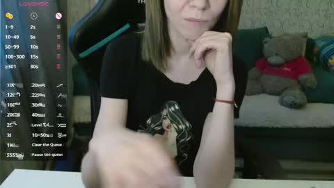  AliceCullen  online show from March 26, 2026, 4:12 pm