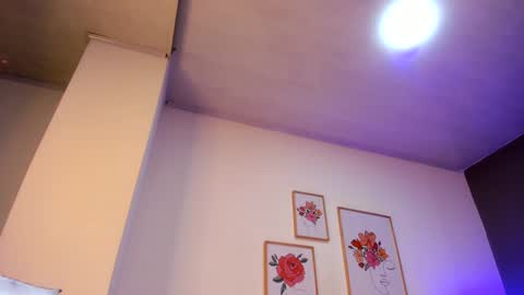 Snapshot of _aliice_1 chatting on January 15, 2025, 7:44 pm  Alice  online show from January 15, 2025, 7:44 pm