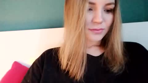 Alina Snow online show from December 12, 2024, 12:59 am