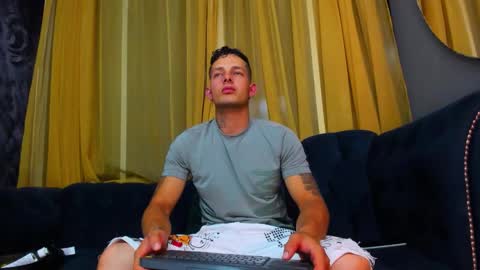 Angel Rivera online show from February 7, 2026, 1:20 am