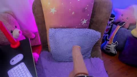 _antonella_dreams online show from April 11, 2026, 11:09 pm