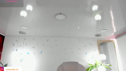 antonnela online show from February 22, 2026, 2:37 pm