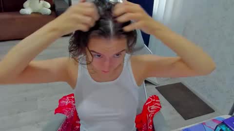 Arina online show from September 16, 2025, 12:17 pm