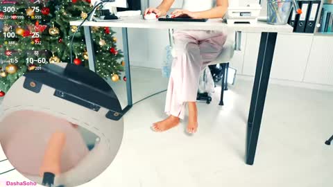 Snapshot of _artporno_ chatting on December 21, 2025, 2:13 pm _artporno_ online show from December 21, 2025, 2:13 pm