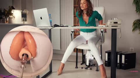 _artporno_ online show from March 13, 2026, 1:12 am