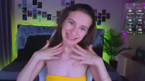 _ash_leyy_ online show from November 5, 2025, 7:52 am