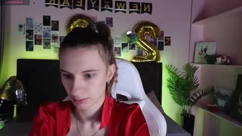 _ash_leyy_ online show from December 22, 2025, 1:24 am