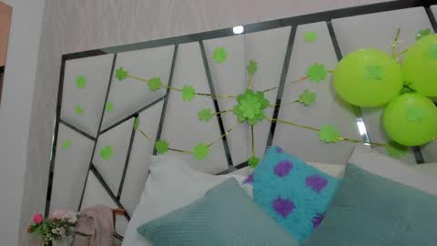 Snapshot of _aurora18 chatting on March 18, 2026, 3:09 am Aura online show from March 18, 2026, 3:09 am