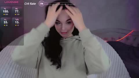 Snapshot of _b_a_n_s_h_e_e_ chatting on February 17, 2025, 9:41 pm Emily - BLONDE Jennifer - RED hair online show from February 17, 2025, 9:41 pm