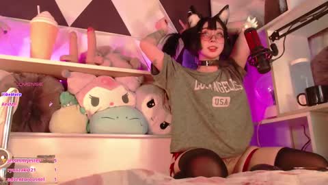 Snapshot of _babby_doll chatting on December 23, 2024, 5:43 pm Crystal online show from December 23, 2024, 5:43 pm