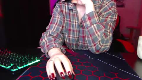 Tiffany online show from November 13, 2025, 12:09 am