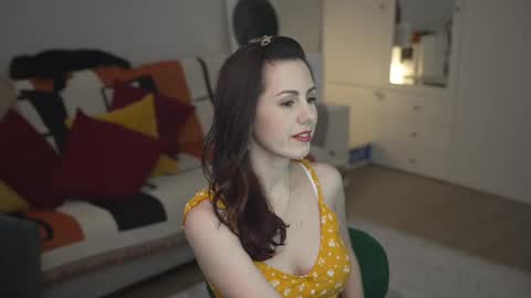 Lili online show from February 27, 2025, 10:26 am