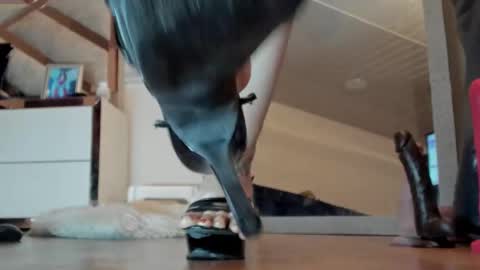 Brenda online show from February 25, 2025, 4:10 pm