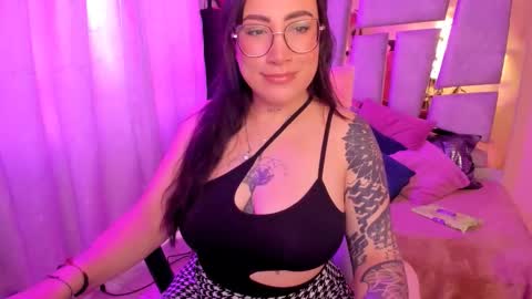 Snapshot of _briigite chatting on October 9, 2025, 2:04 pm Angie  Independent model online show from October 9, 2025, 2:04 pm