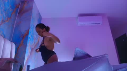 Snapshot of _britanyy_ chatting on July 4, 2026, 3:02 am Britany online show from July 4, 2026, 3:02 am