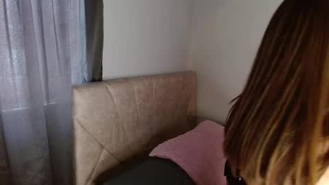   online show from March 5, 2025, 3:18 pm