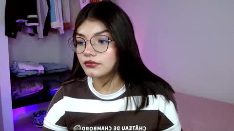   online show from November 3, 2025, 1:29 am