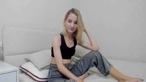   online show from December 2, 2025, 10:49 pm