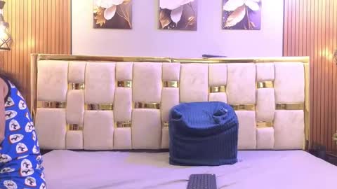 Caroline online show from April 8, 2026, 10:26 am