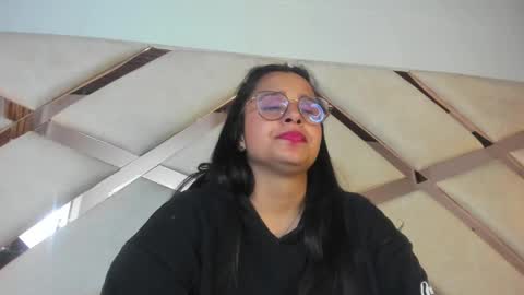 Caroline Sweet online show from January 23, 2025, 9:29 am