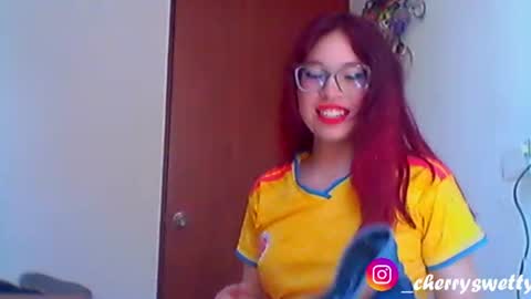 Cherry Moon  online show from July 7, 2026, 2:54 pm