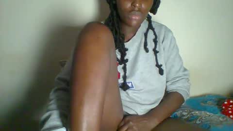 Snapshot of _clara01 chatting on March 6, 2025, 7:36 am clara online show from March 6, 2025, 7:36 am