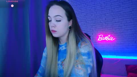 Snapshot of _crazybee_ chatting on February 25, 2026, 8:13 am Nica online show from February 25, 2026, 8:13 am