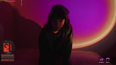 sara again3 online show from September 17, 2025, 2:13 am