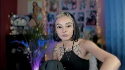 Snapshot of _darkkitty_ chatting on December 12, 2024, 1:43 am paula online show from December 12, 2024, 1:43 am