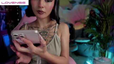 Snapshot of _darkkitty_ chatting on December 29, 2024, 6:35 am paula online show from December 29, 2024, 6:35 am