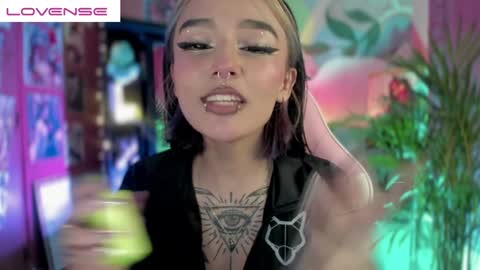 Snapshot of _darkkitty_ chatting on December 30, 2024, 3:47 am paula online show from December 30, 2024, 3:47 am