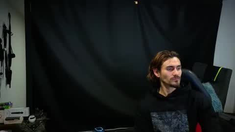 delacruz online show from February 10, 2026, 2:04 am