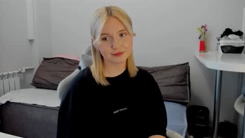 Snapshot of _dewpoint_ chatting on September 13, 2025, 10:37 am Ri online show from September 13, 2025, 10:37 am