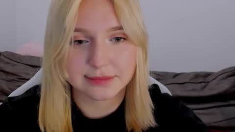 Snapshot of _dewpoint_ chatting on September 16, 2025, 8:43 pm Ri online show from September 16, 2025, 8:43 pm