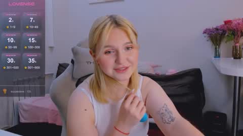 Snapshot of _dewpoint_ chatting on September 17, 2025, 6:31 pm Ri online show from September 17, 2025, 6:31 pm