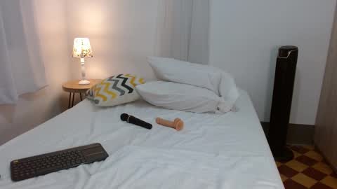 Diana online show from February 11, 2025, 5:37 am