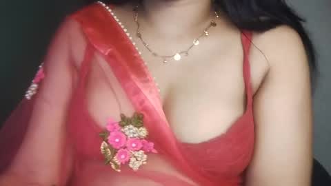 _dreamgirl_0 online show from April 21, 2026, 1:42 am