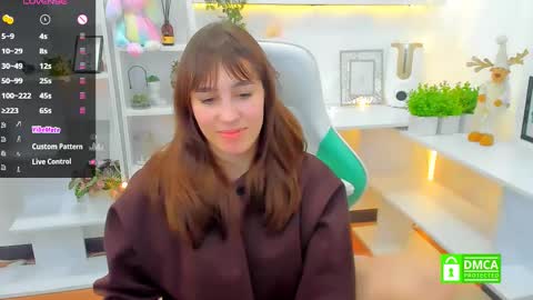 Lizzy  online show from February 10, 2025, 12:19 am