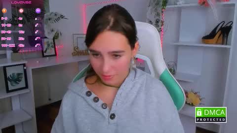 Lizzy  online show from October 31, 2025, 10:44 pm