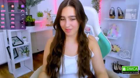 Lizzy  online show from December 13, 2025, 9:42 pm